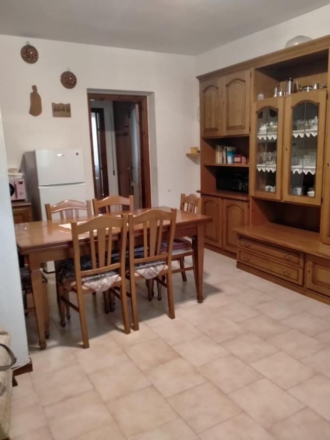 La Casedda Di Zietta Aggius ภายนอก รูปภาพ